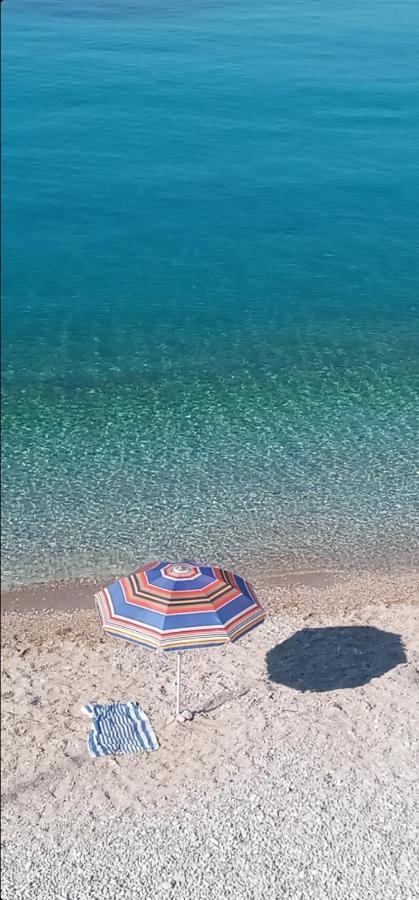 Areti Rooms Hotel Himare Exterior photo